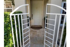 7090 SW 54th St, Miami, FL 33155, Sold 07/05/17