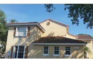 14611 Balgowan Rd, Hialeah, FL 33016, Sold 10/02/17