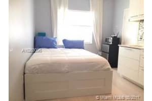 335 Ocean Dr, Miami Beach, FL 33139, Sold 08/15/17