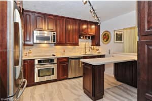 5750 Collins Ave #7a, Miami Beach, FL 33140, Sold 09/18/17