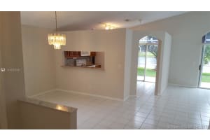 901 Garnet Cir, Weston, FL 33326, Sold 06/30/17