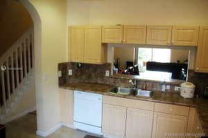 8233 SW 29th St, Miramar, FL 33025, Sold 07/17/17