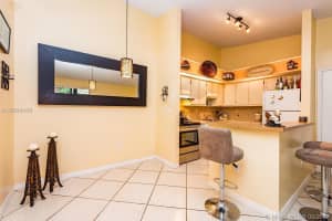 18965 NW 62nd Ave, Hialeah, FL 33015, Sold 08/21/17