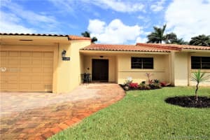 11401 SW 55th St, Cooper City, FL 33330, Sold 06/30/17