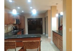 19521 Cypress Ct, Hialeah, FL 33015, Sold 07/21/17