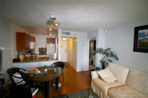 1035 West Ave, Miami Beach, FL 33139, Sold 09/20/17