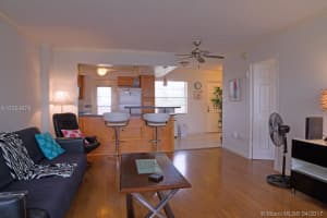 220 Kings Point Dr # 110, Sunny Isles Beach, FL 33160, Sold 08/15/17