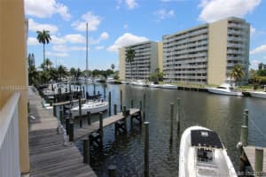 2415 NW 16th St Rd, Miami, FL 33125, Sold 09/15/17