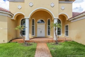 3153 W Stonebrook Cir, Davie, FL 33330, Sold 07/06/17