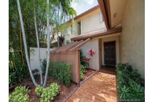 11425 SW 87th Terrace, Miami, FL 33173, Sold 07/13/17
