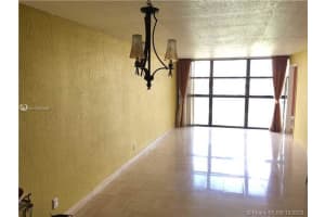 400 Leslie Dr, Hallandale Beach, FL 33009, Sold 06/17/21