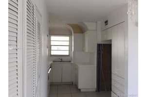 8810 Fontainebleau Blvd, Miami, FL 33172, Sold 08/02/17