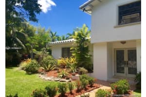 9860 NW 26th St, Doral, FL 33172, Sold 08/24/17