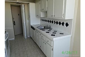 1200 NE Miami Gardens Dr, Miami, FL 33179, Sold 10/24/17
