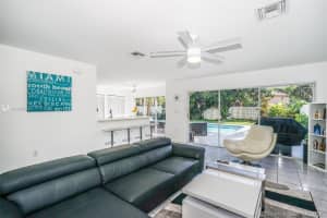 15437 SW 98th Terrace, Miami, FL 33196, Sold 07/11/17
