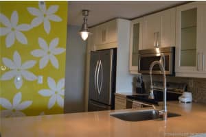 1401 Bay Rd, Miami Beach, FL 33139, Sold 06/20/17