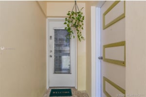 851 Meridian Ave, Miami Beach, FL 33139, Sold 07/18/17