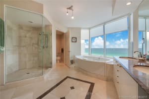 17555 Collins Ave, Sunny Isles Beach, FL 33160, Sold 07/21/17