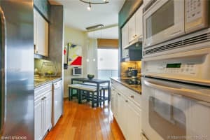 4775 Collins Ave, Miami, FL 33140, Sold 10/25/17