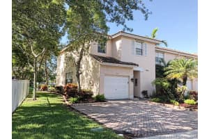 9160 NW 40th St, Sunrise, FL 33351, Sold 07/07/17