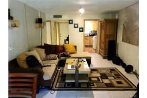 5090 SW 64th Ave, Davie, FL 33314, Sold 07/17/17