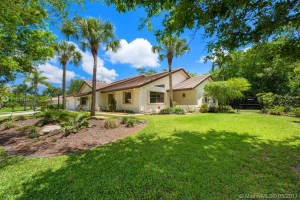 9214 Winding Woods Dr, Lake Worth, FL 33467, Sold 07/10/17