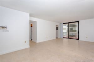 6061 Collins Ave #6e, Miami Beach, FL 33141, Sold 08/24/17