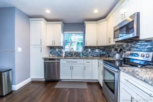 8690 Bridle Path Ct #101b, Davie, FL 33328, Sold 10/06/17