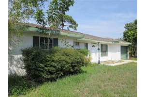 1385 SE Oakmont Ln, Port St. Lucie, FL 34952, Sold 07/13/17