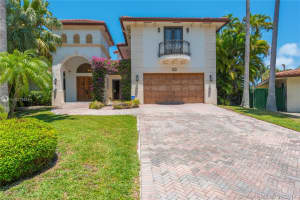 250 S Island Rd, Golden Beach, FL 33160, Sold 07/31/17