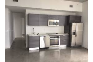 151 SE 1st St, Miami, FL 33131, Sold 04/13/22