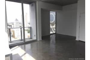 151 SE 1st St, Miami, FL 33131, Sold 04/13/22