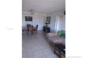 4705 NW 7th St, Miami, FL 33126, Sold 08/24/17