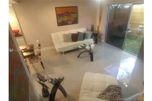 809 W Oakland Park Blvd APT J1, Wilton Manors, FL 33311, Sold 06/29/17