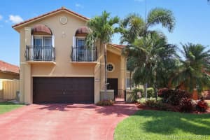 7965 NW 186th Terrace, Hialeah, FL 33015, Sold 07/19/17