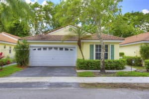 832 Garnet Cir, Weston, FL 33326, Sold 09/29/17