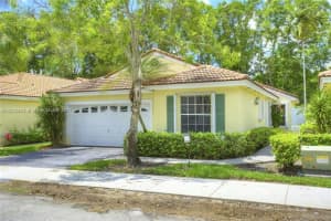 832 Garnet Cir, Weston, FL 33326, Sold 09/29/17