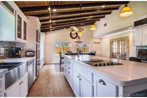 9408 NW 46th St, Sunrise, FL 33351, Sold 06/27/17