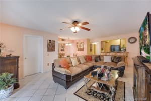 8435 SW 156th Ct, Miami, FL 33193, Sold 11/08/17