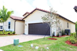 2159 SE 1st St, Homestead, FL 33033, Sold 06/22/18
