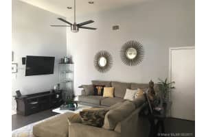 422 SW 88th Pl, Miami, FL 33174, Sold 08/01/17
