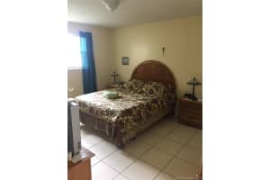 8425 NW 8th St, Miami, FL 33126, Sold 10/31/17