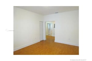 1000 Meridian Ave, Miami Beach, FL 33139, Sold 10/01/17