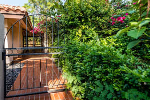 8903 SW 78th Pl, Miami, FL 33156, Sold 07/12/17