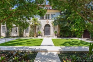 3505 S Moornings Way, Miami, FL 33133, Sold 12/18/17