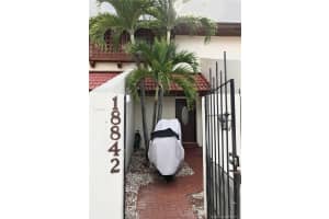 18842 NW 65th Ct, Hialeah, FL 33015, Sold 07/24/17