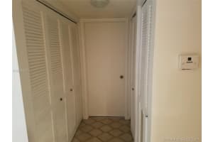 511 Ives Dairy Rd, Miami, FL 33179, Sold 12/15/17