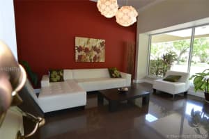 2500 NE 135th St B503, North Miami, FL 33181, Sold 09/28/17