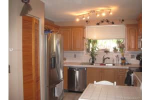 137 N Ketch Dr, Sunrise, FL 33326, Sold 07/31/17