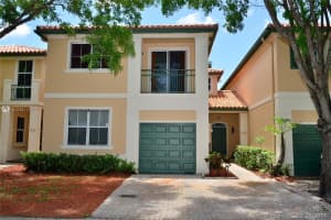 8376 NW 144th St, Hialeah, FL 33016, Sold 07/31/17